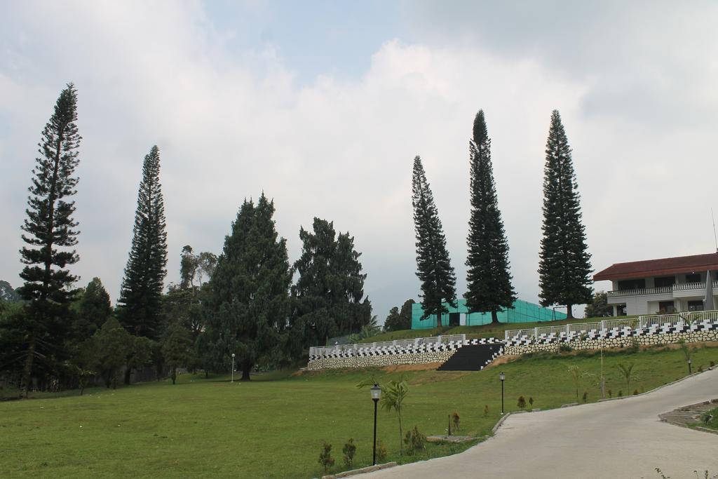 Villa Angkasa Bogor Exterior photo